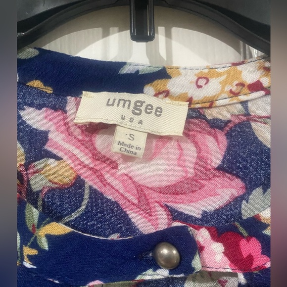 UMGEE 2 Tunic Blouses Size S Tropical Floral Relaxed Casual Boho Flowy Swing Top - Picture 10 of 15